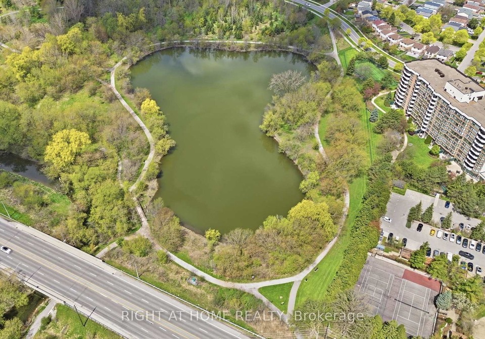 610-bullock-drive-markham-ontario-n13138394