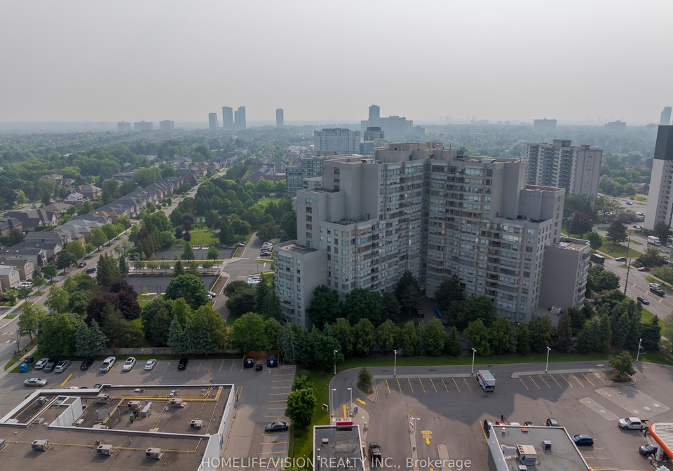 7-townsgate-drive-vaughan-ontario-n13138864