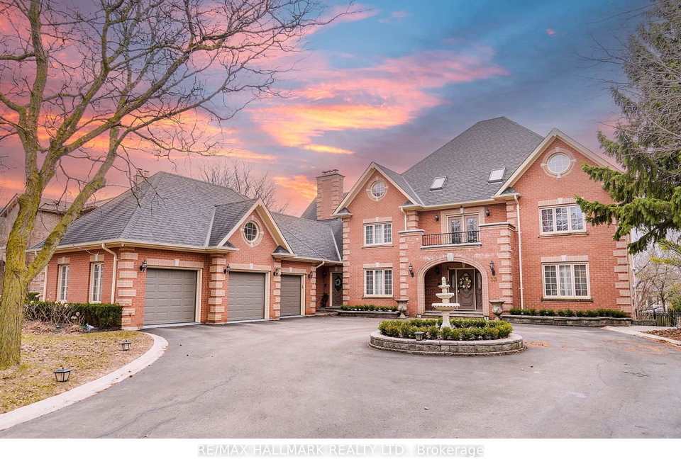 33-oatlands-crescent-richmond-hill-ontario-n13139260
