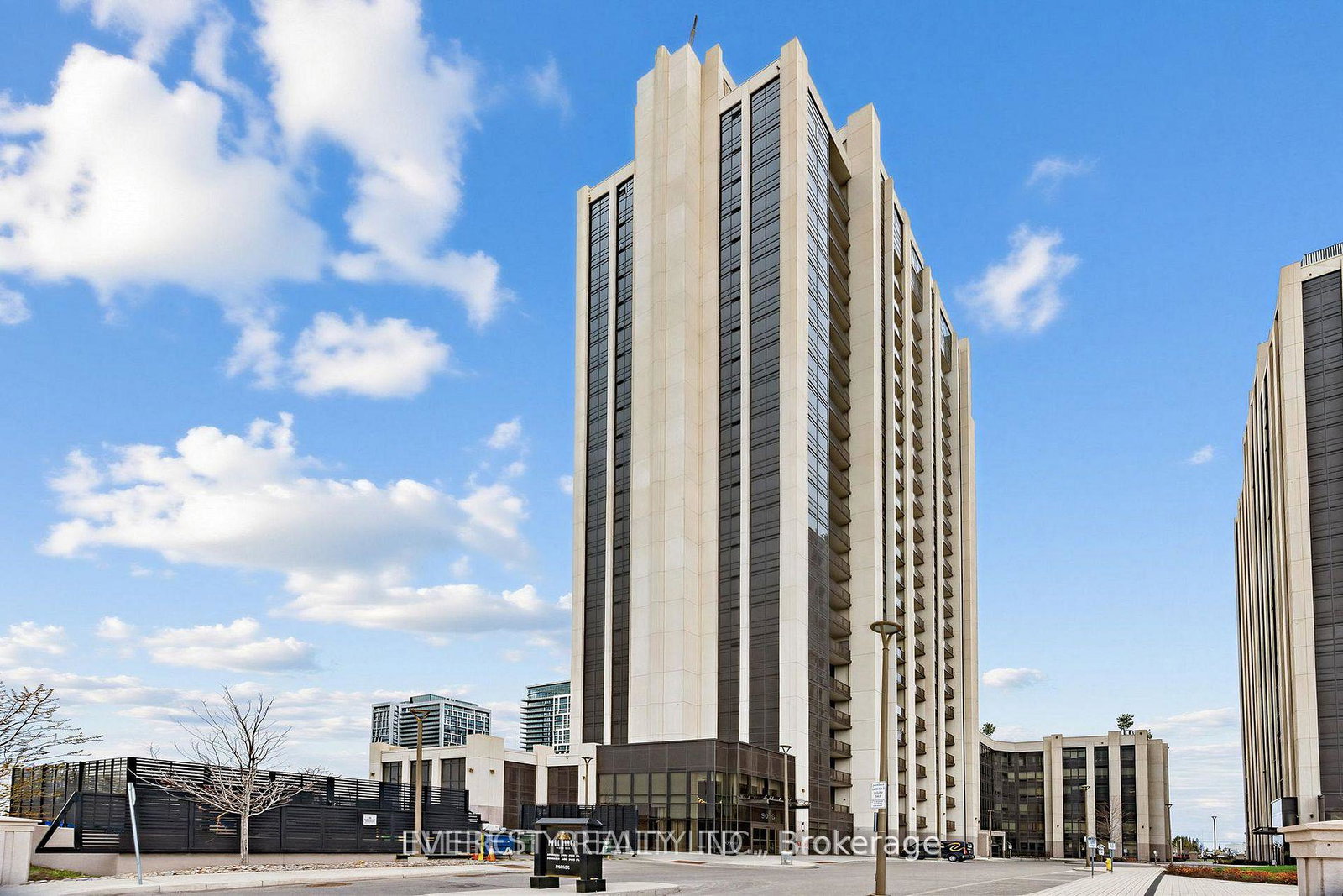 9075-jane-street-vaughan-ontario-n13139300