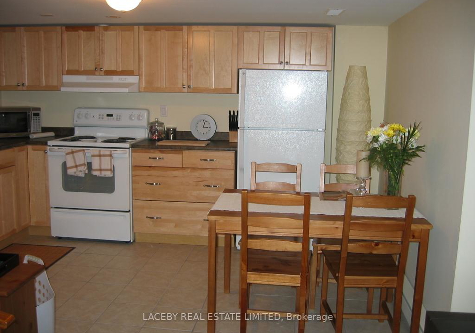 2163-king-road-king-ontario-n13140008