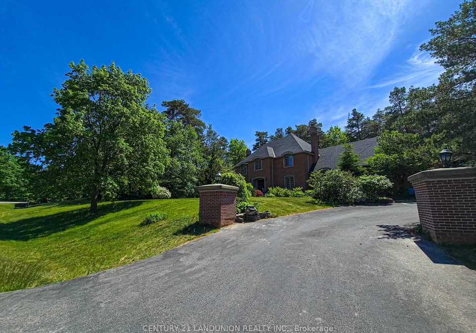 2-heron-trail-whitchurch-stouffville-ontario-n13140038