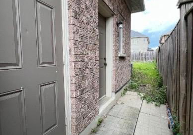 2-berger-avenue-markham-ontario-n13140104