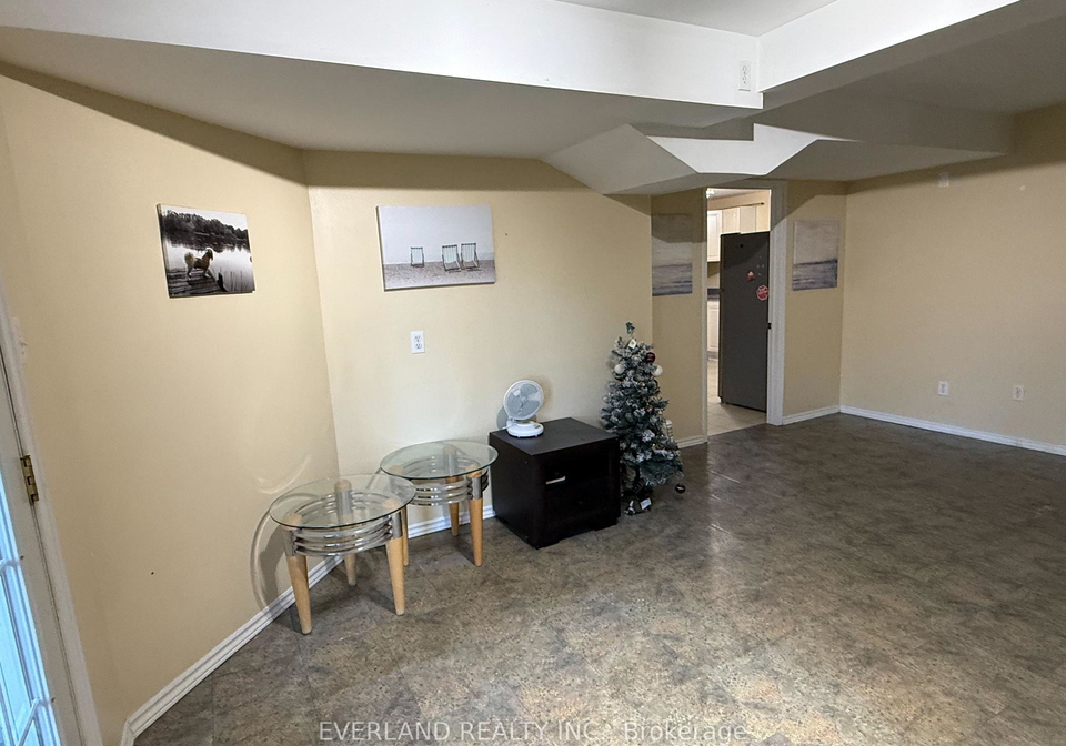 156-bristol-road-newmarket-ontario-n13140766