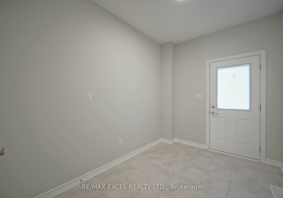 11-chicago-lane-markham-ontario-n13141412