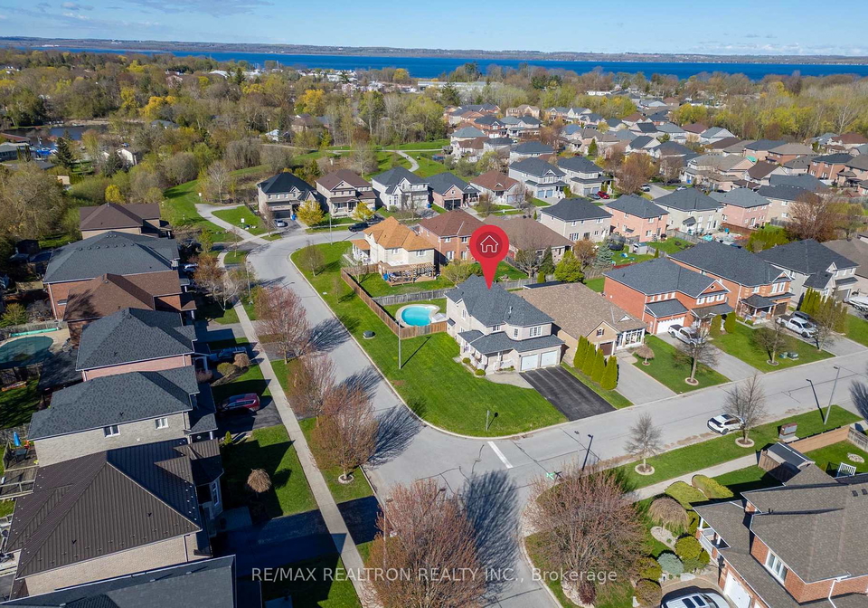 2-whitestone-drive-georgina-ontario-n13141470