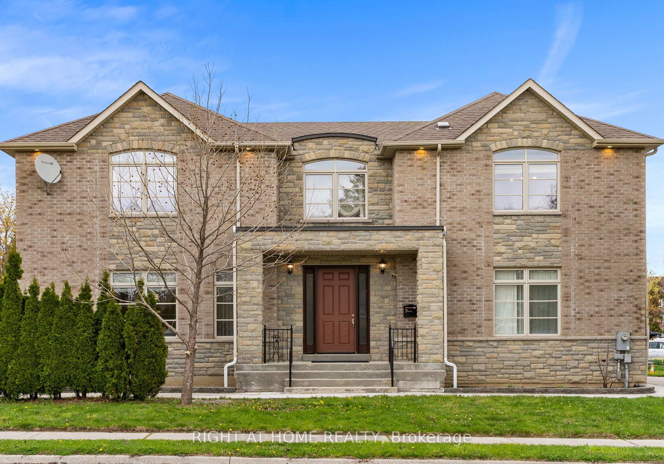 32-naughton-drive-richmond-hill-ontario-n13141786