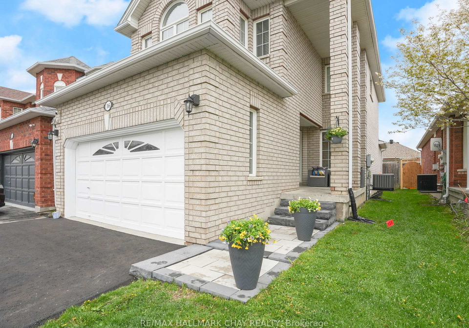 16-preston-avenue-new-tecumseth-ontario-n13142230