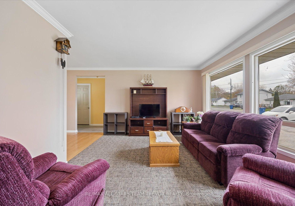 388-winnifred-drive-georgina-ontario-n13142782