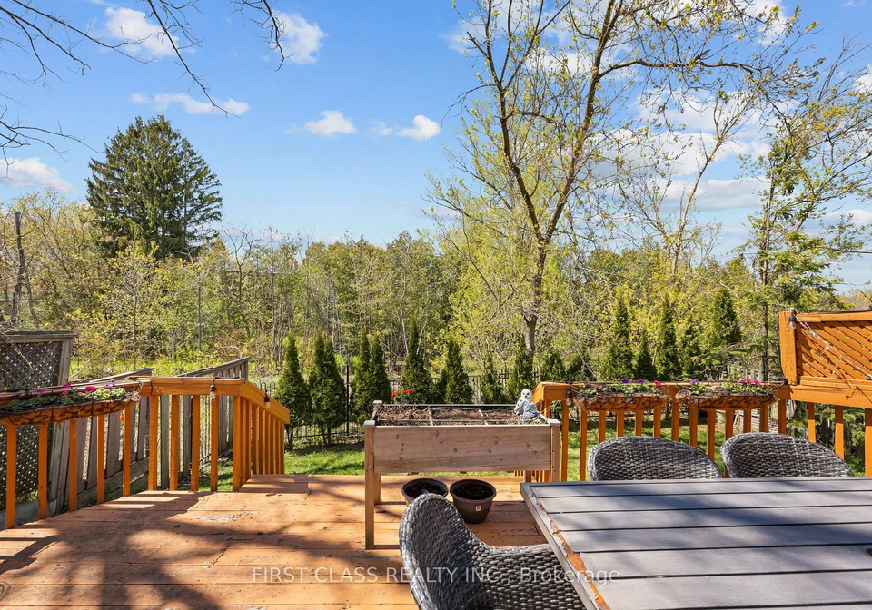 24-brookland-avenue-aurora-ontario-n13143554