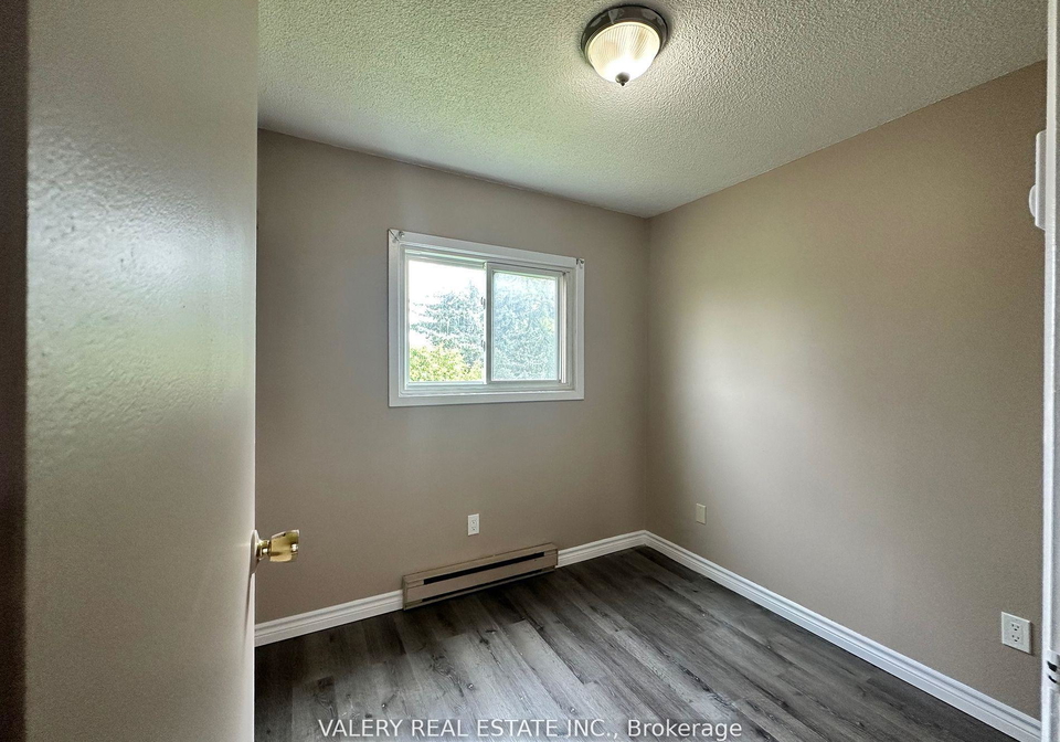 9-lowndes-avenue-georgina-ontario-n13144878