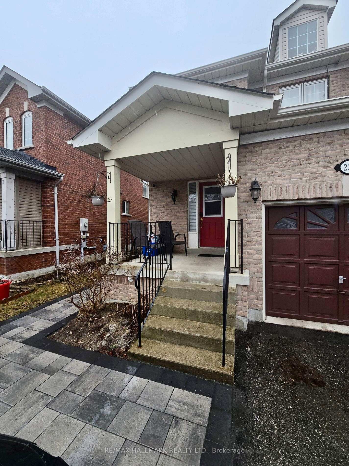 239-banbrooke-crescent-newmarket-ontario-n13145350