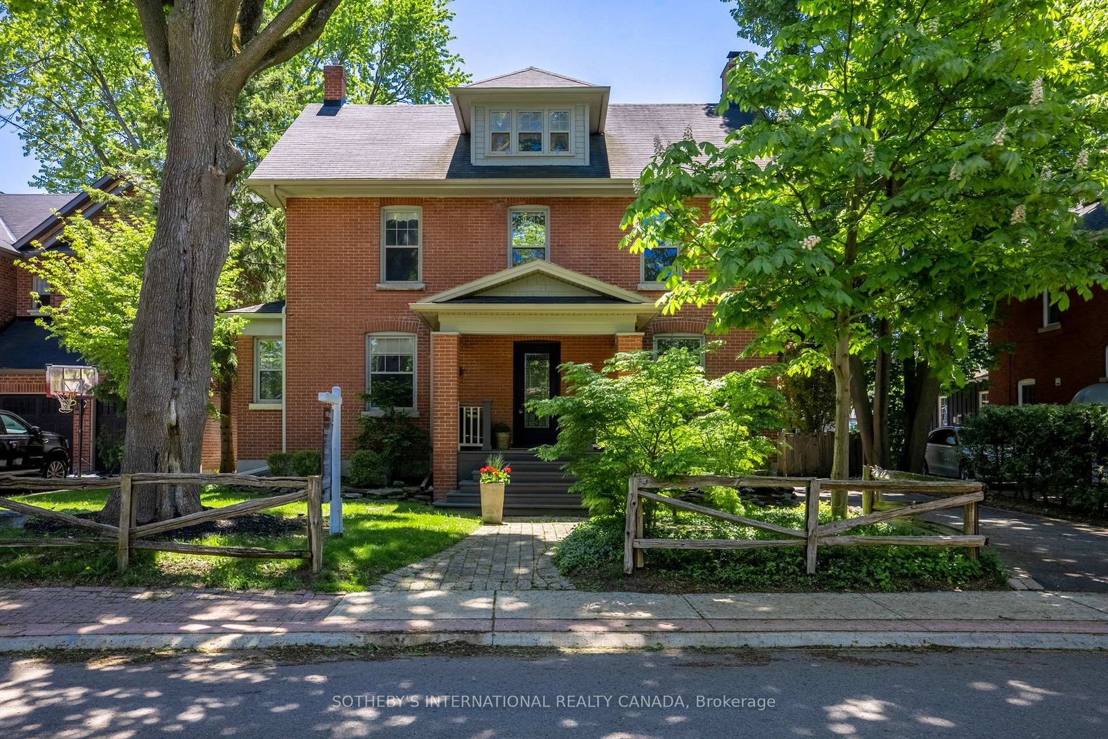 77-catherine-avenue-aurora-ontario-n13145678