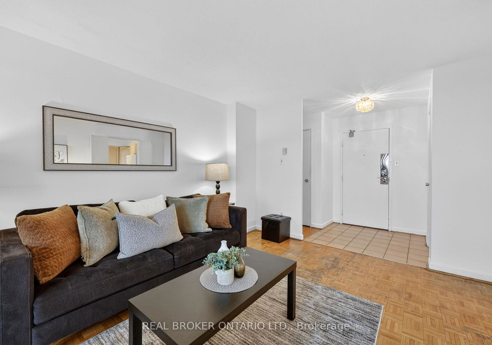80-inverlochy-boulevard-markham-ontario-n13145710