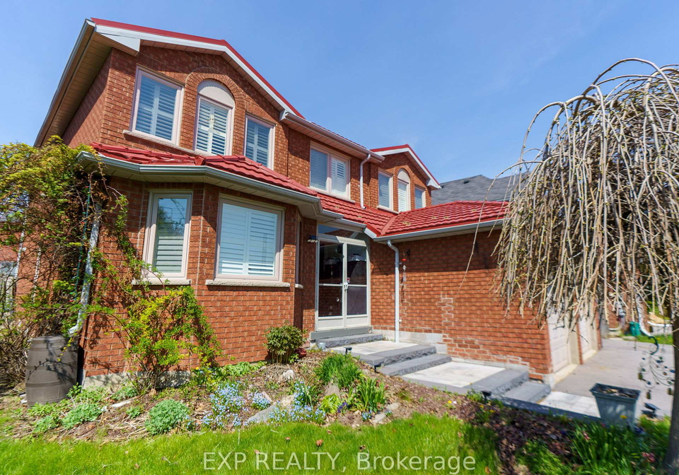 142-savage-road-newmarket-ontario-n13145950