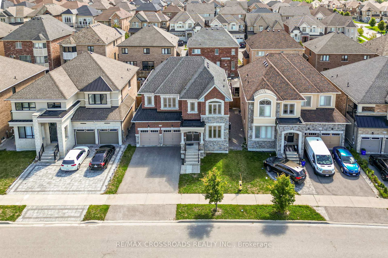 57-walter-english-drive-east-gwillimbury-ontario-n13146462