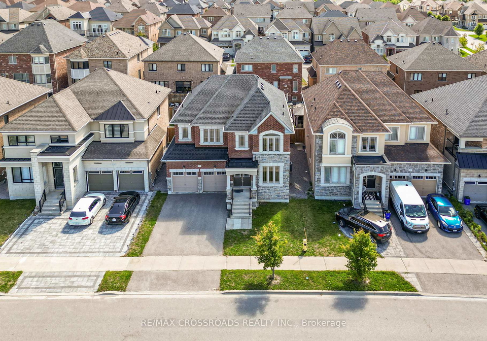 57-walter-english-drive-east-gwillimbury-ontario-n13146462