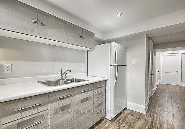 167-septonne-avenue-newmarket-ontario-n13147026