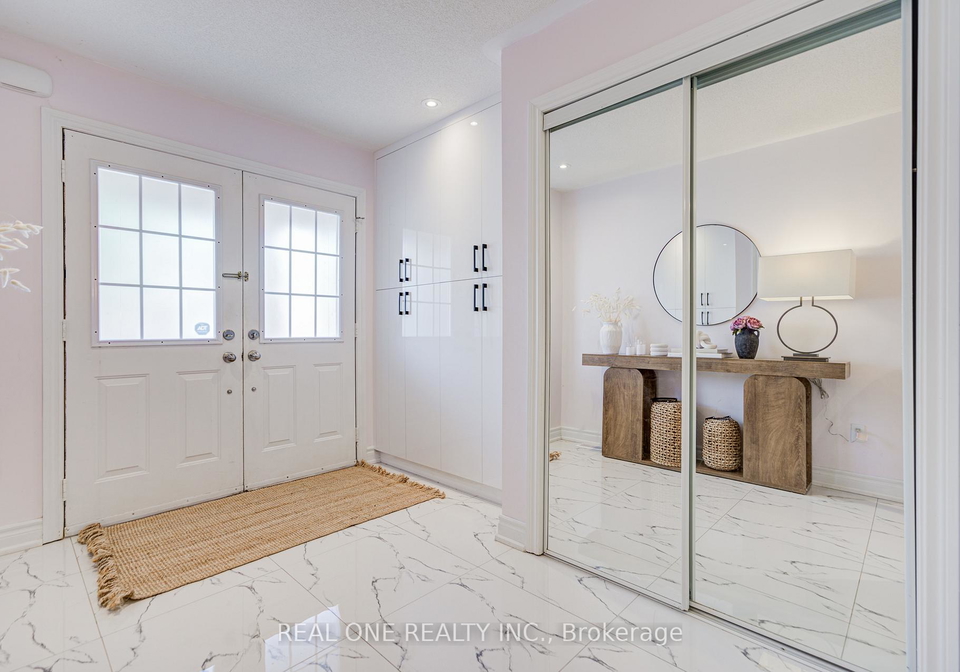 111-viscount-drive-markham-ontario-n13147184