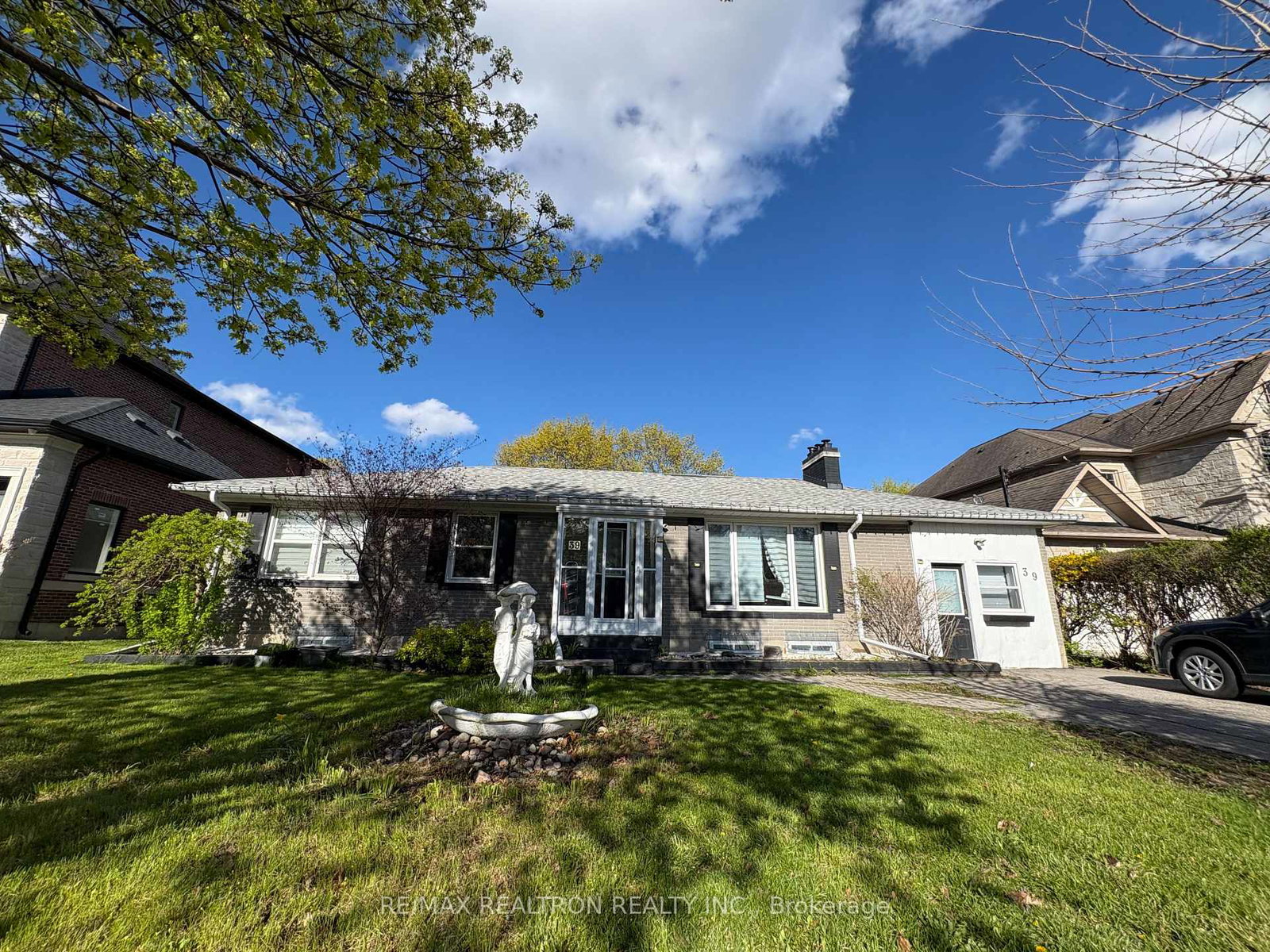 39-hawkridge-avenue-markham-ontario-n13148826