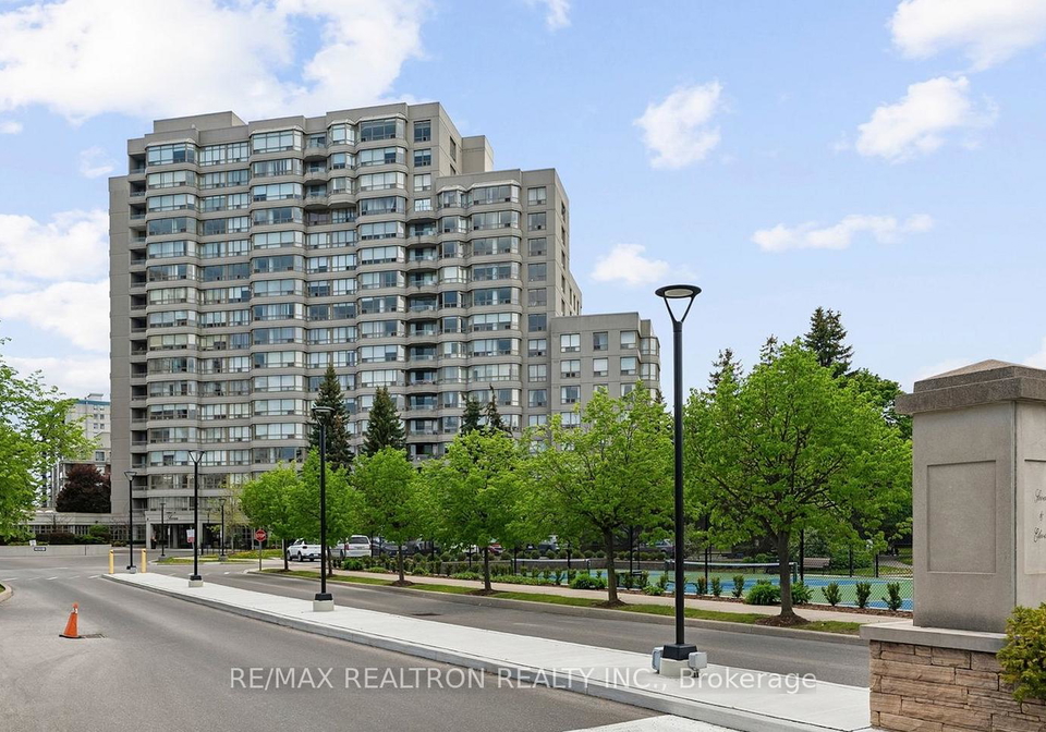 7-townsgate-drive-vaughan-ontario-n13149434