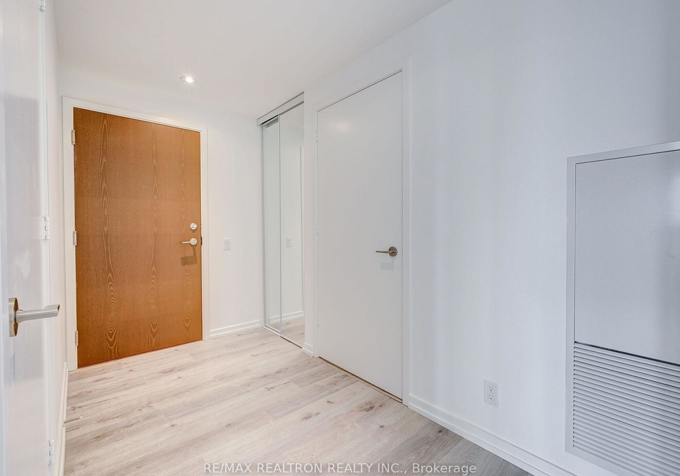 7890-jane-street-vaughan-ontario-n13150678