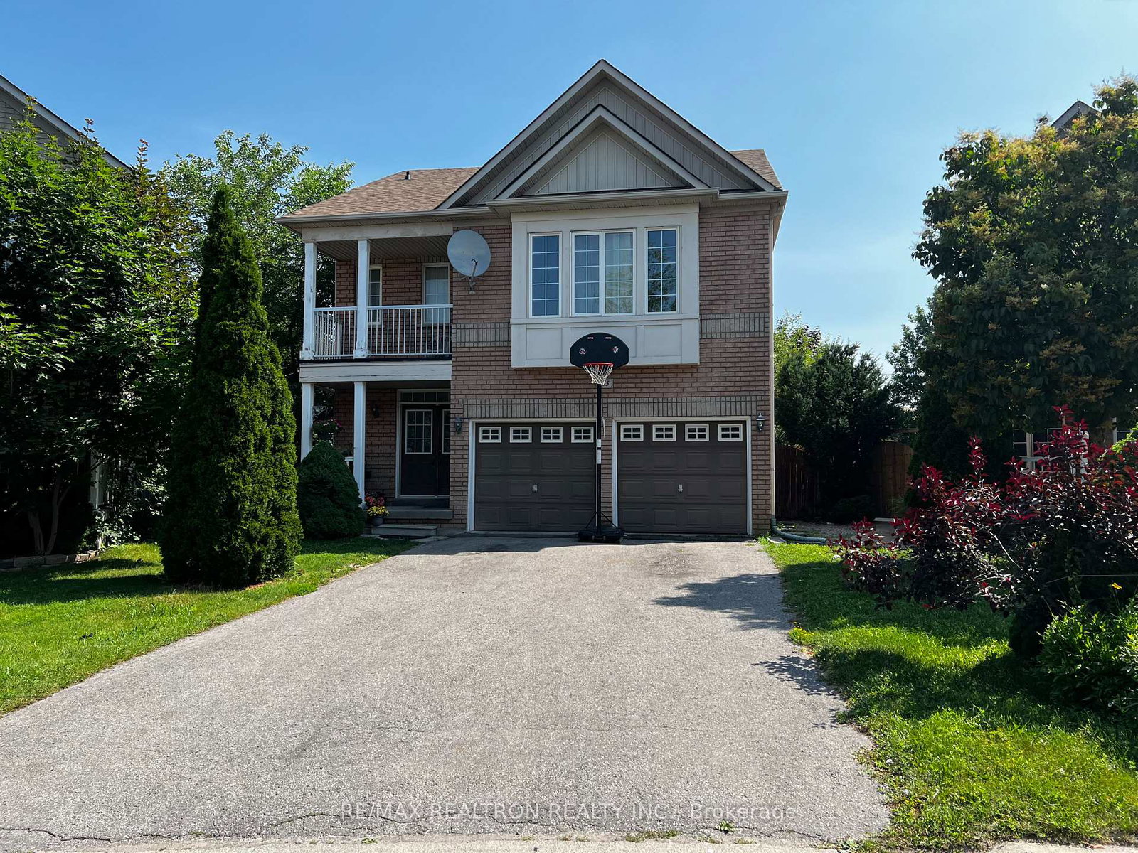 85-watkins-glen-crescent-aurora-ontario-n13151048