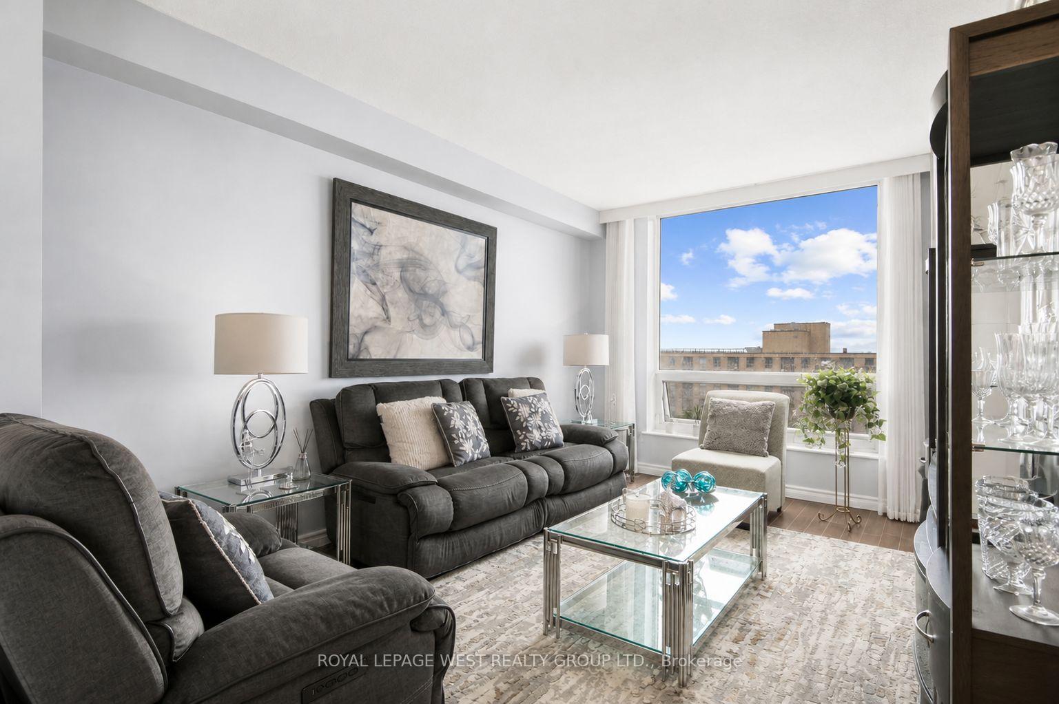 326-major-mackenzie-drive-e-richmond-hill-ontario-n13151314