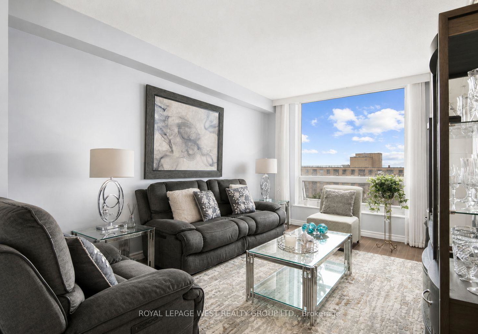 326-major-mackenzie-drive-e-richmond-hill-ontario-n13151314
