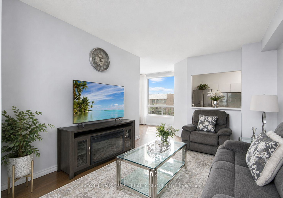 326-major-mackenzie-drive-e-richmond-hill-ontario-n13151314
