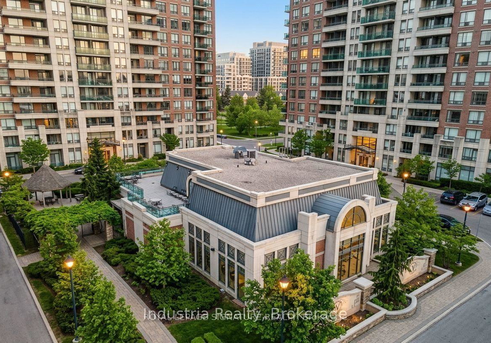 330-red-maple-road-richmond-hill-ontario-n13151476