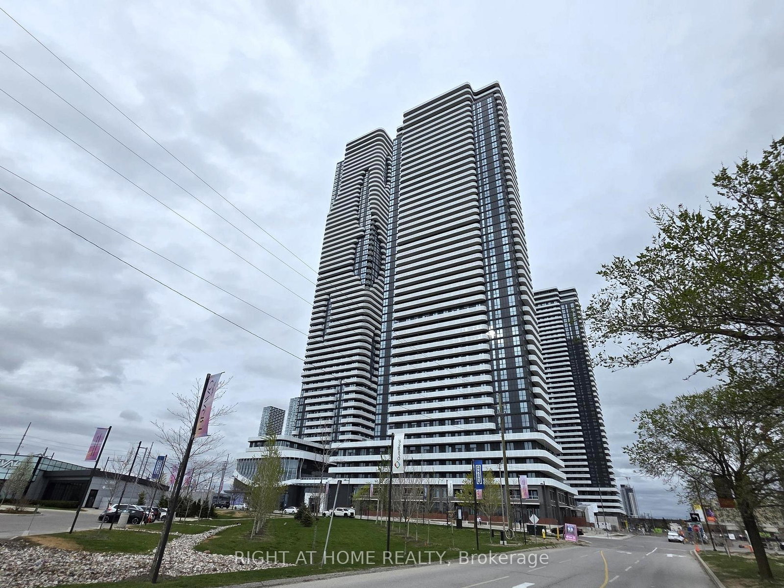 195-commerce-street-vaughan-ontario-n13151630