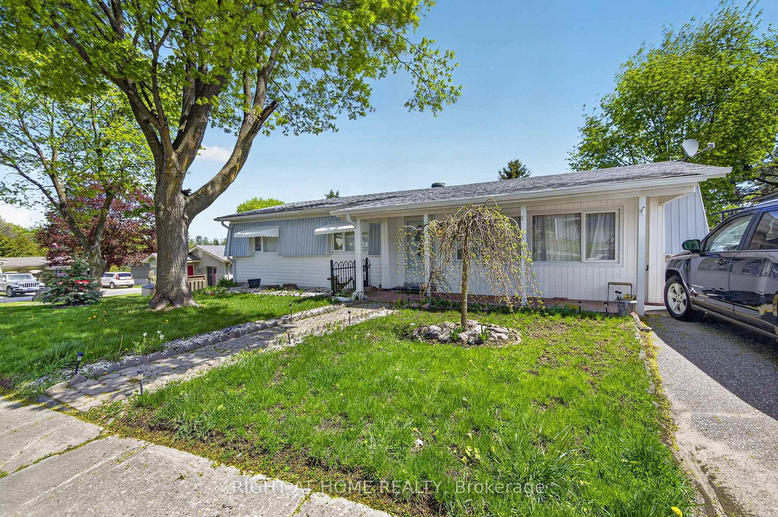 1-mimosa-drive-innisfil-ontario-n13153148
