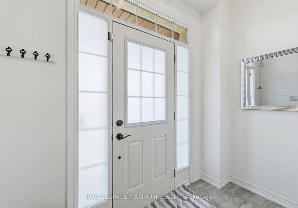 48-cupples-farm-lane-east-gwillimbury-ontario-n13153944