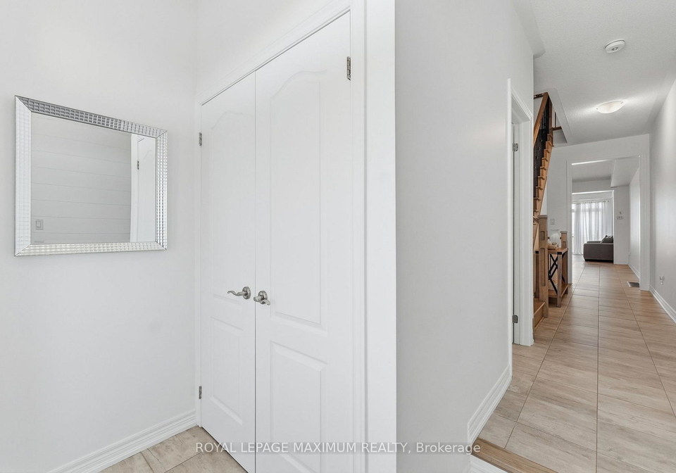 48-cupples-farm-lane-east-gwillimbury-ontario-n13153944