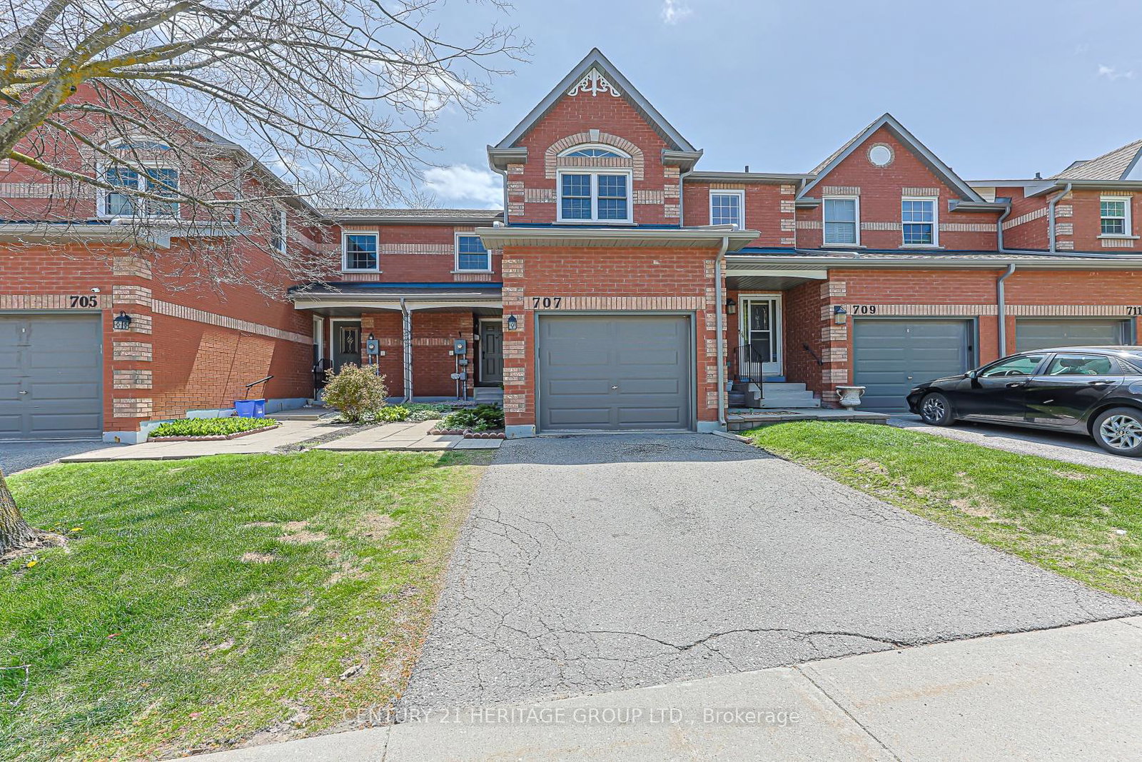707-cardonna-crescent-newmarket-ontario-n13154310