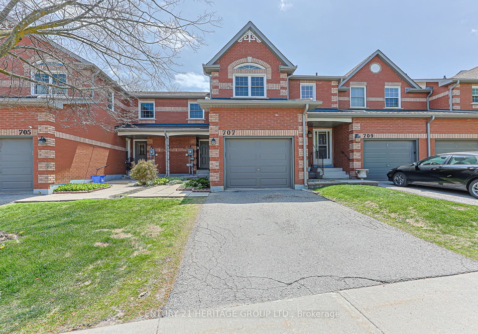 707-cardonna-crescent-newmarket-ontario-n13154310