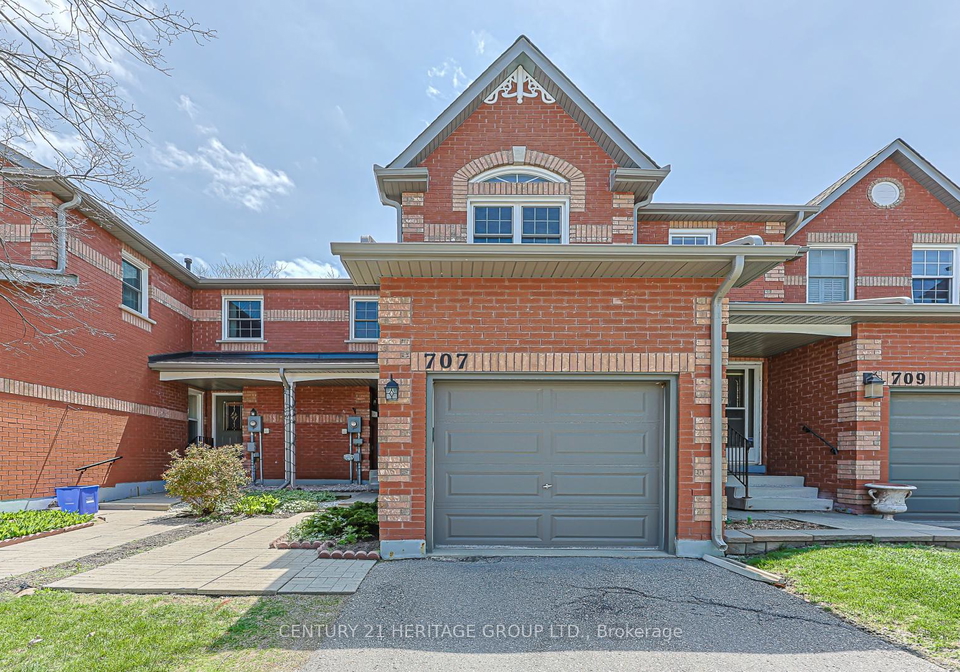 707-cardonna-crescent-newmarket-ontario-n13154310