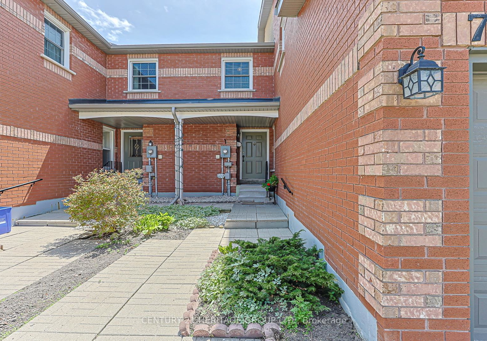 707-cardonna-crescent-newmarket-ontario-n13154310