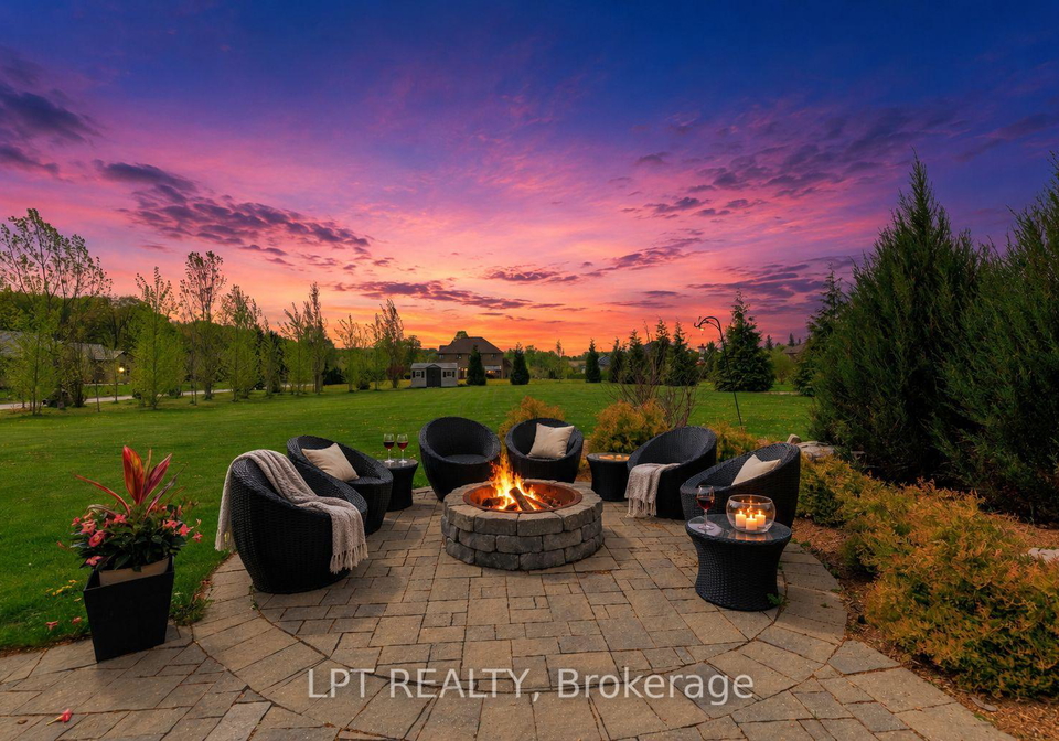 66-stonesthrow-crescent-uxbridge-ontario-n13154368