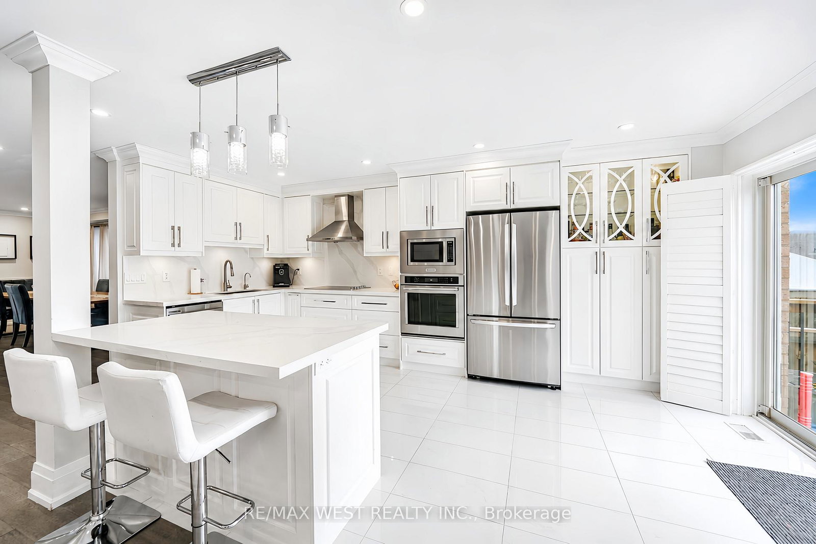 166-richardson-crescent-bradford-west-gwillimbury-ontario-n13155054