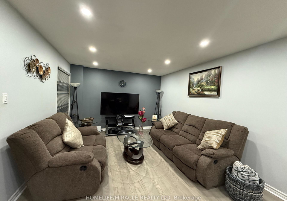 163-mabley-crescent-vaughan-ontario-n13155152