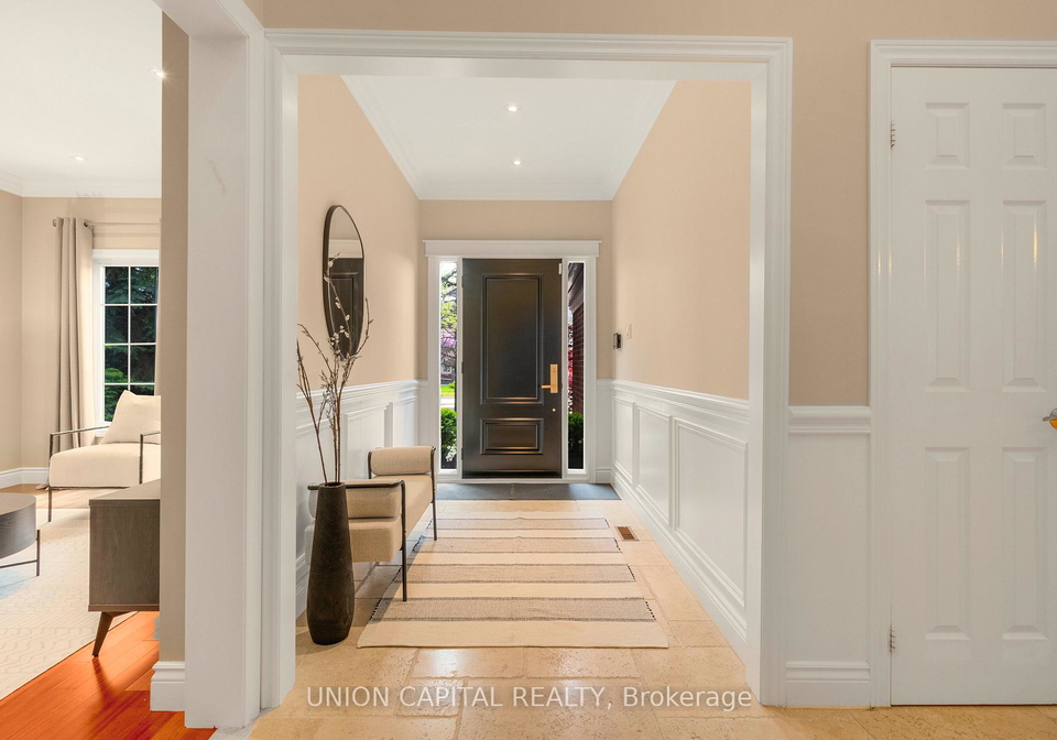 110-regent-street-richmond-hill-ontario-n13155160