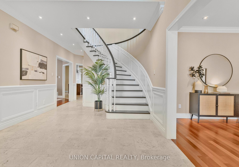 110-regent-street-richmond-hill-ontario-n13155160