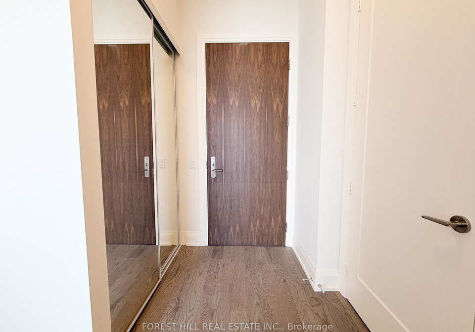 27-korda-gate-vaughan-ontario-n13155162