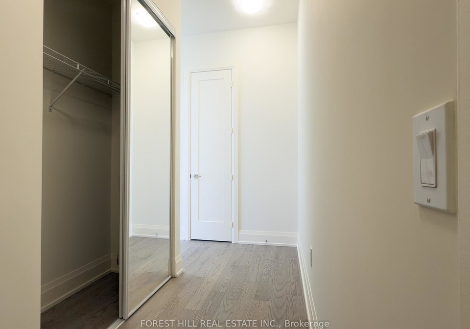 27-korda-gate-vaughan-ontario-n13155176