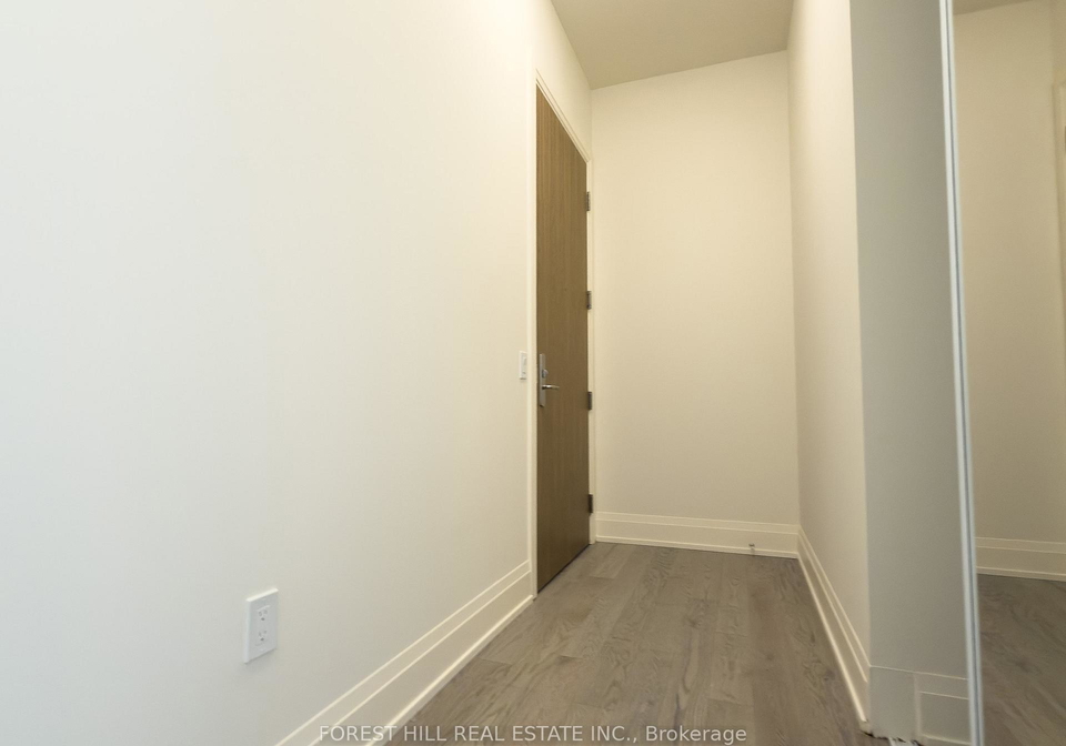 27-korda-gate-vaughan-ontario-n13155176