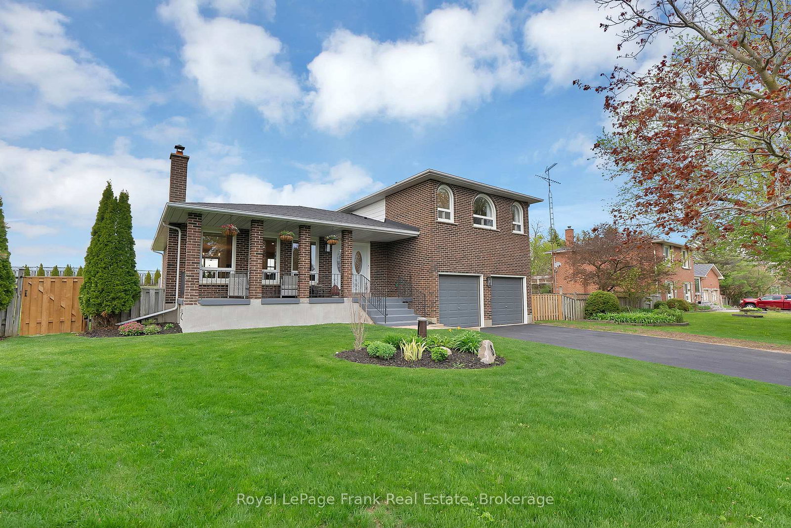 8-gamron-avenue-uxbridge-ontario-n13155530
