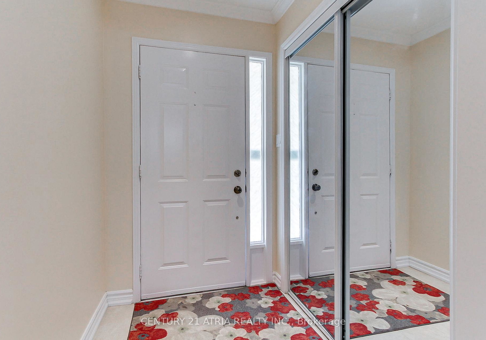 10-laurwood-court-aurora-ontario-n13155536