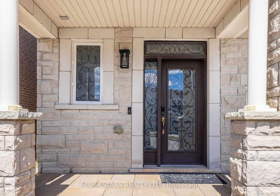 333-thomas-phillips-drive-aurora-ontario-n13155582
